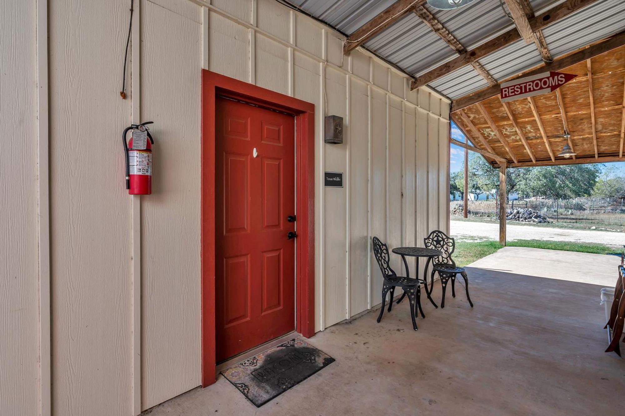 Full Moon Inn Fredericksburg Ngoại thất bức ảnh