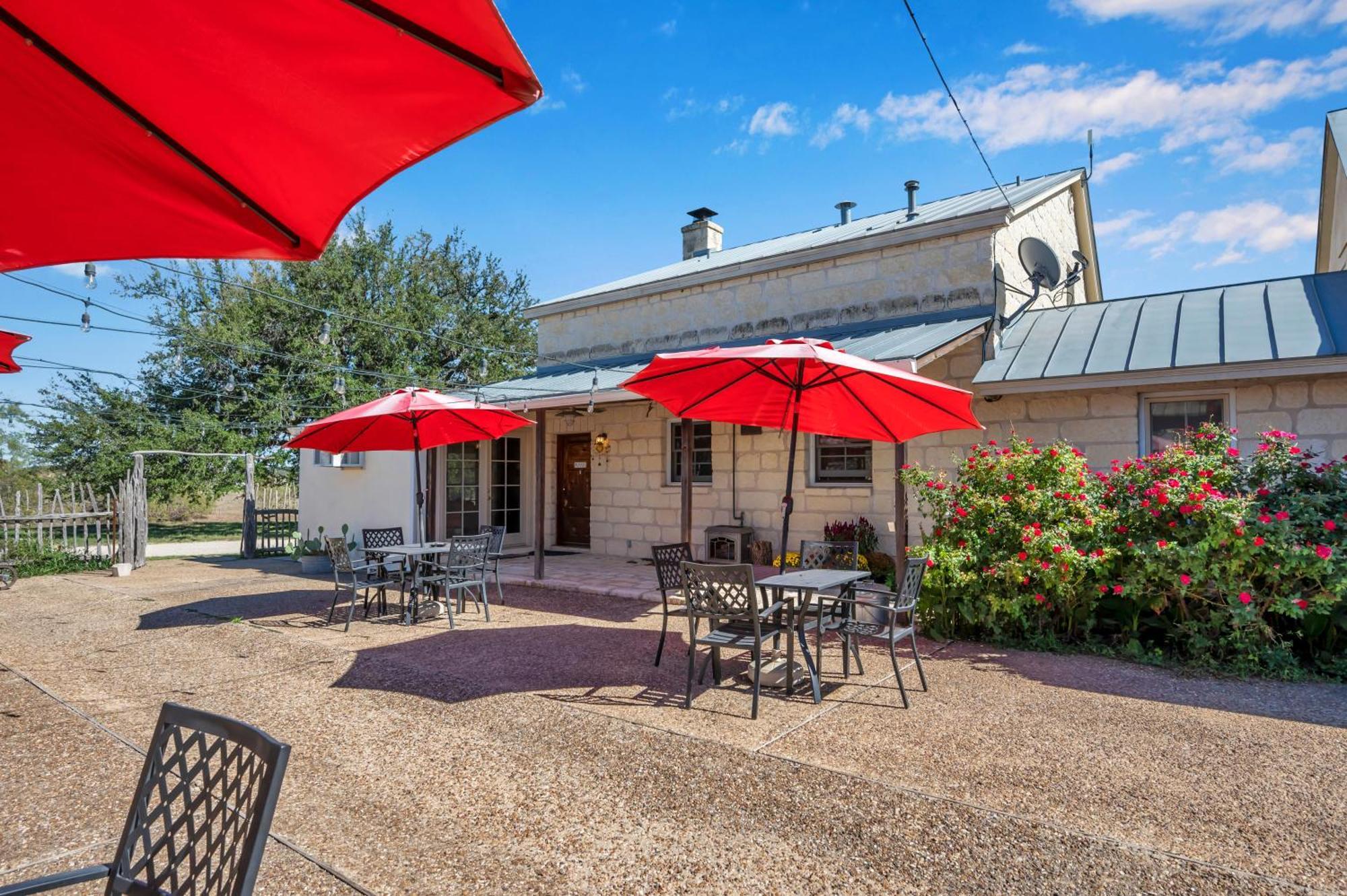 Full Moon Inn Fredericksburg Ngoại thất bức ảnh