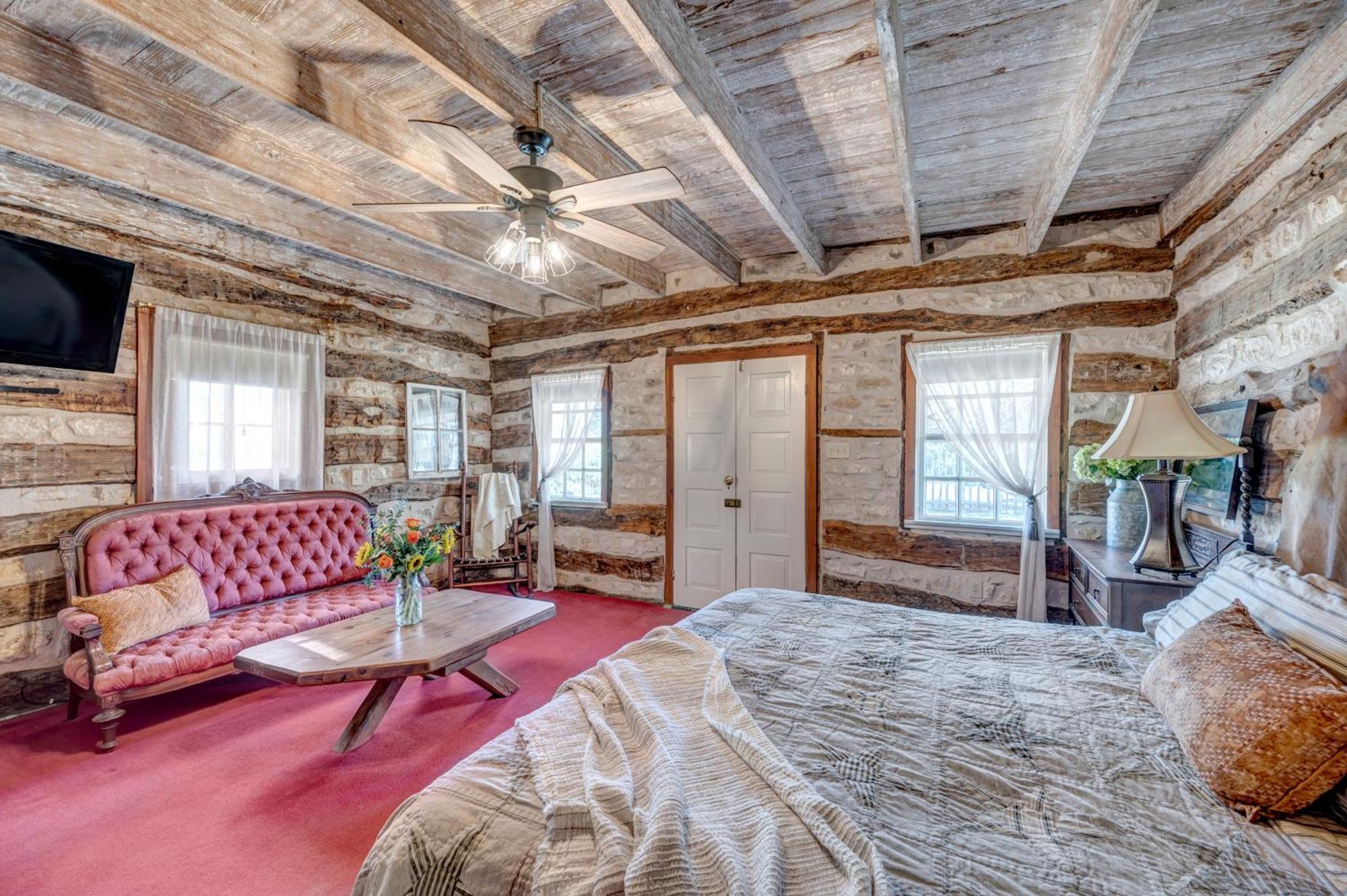 Full Moon Inn Fredericksburg Ngoại thất bức ảnh